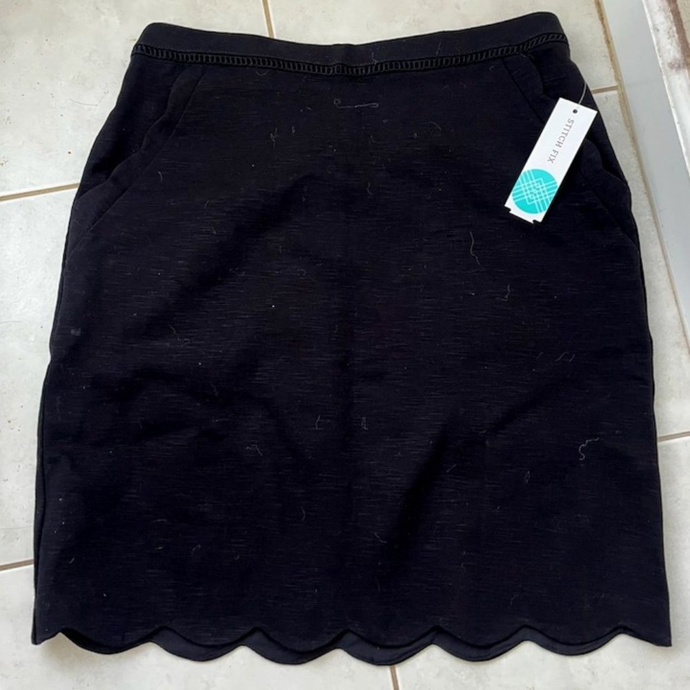 Skies Are Blue Berenice Scallop Hem Skirt (Black / HAS POCKETS!) Size Medium
